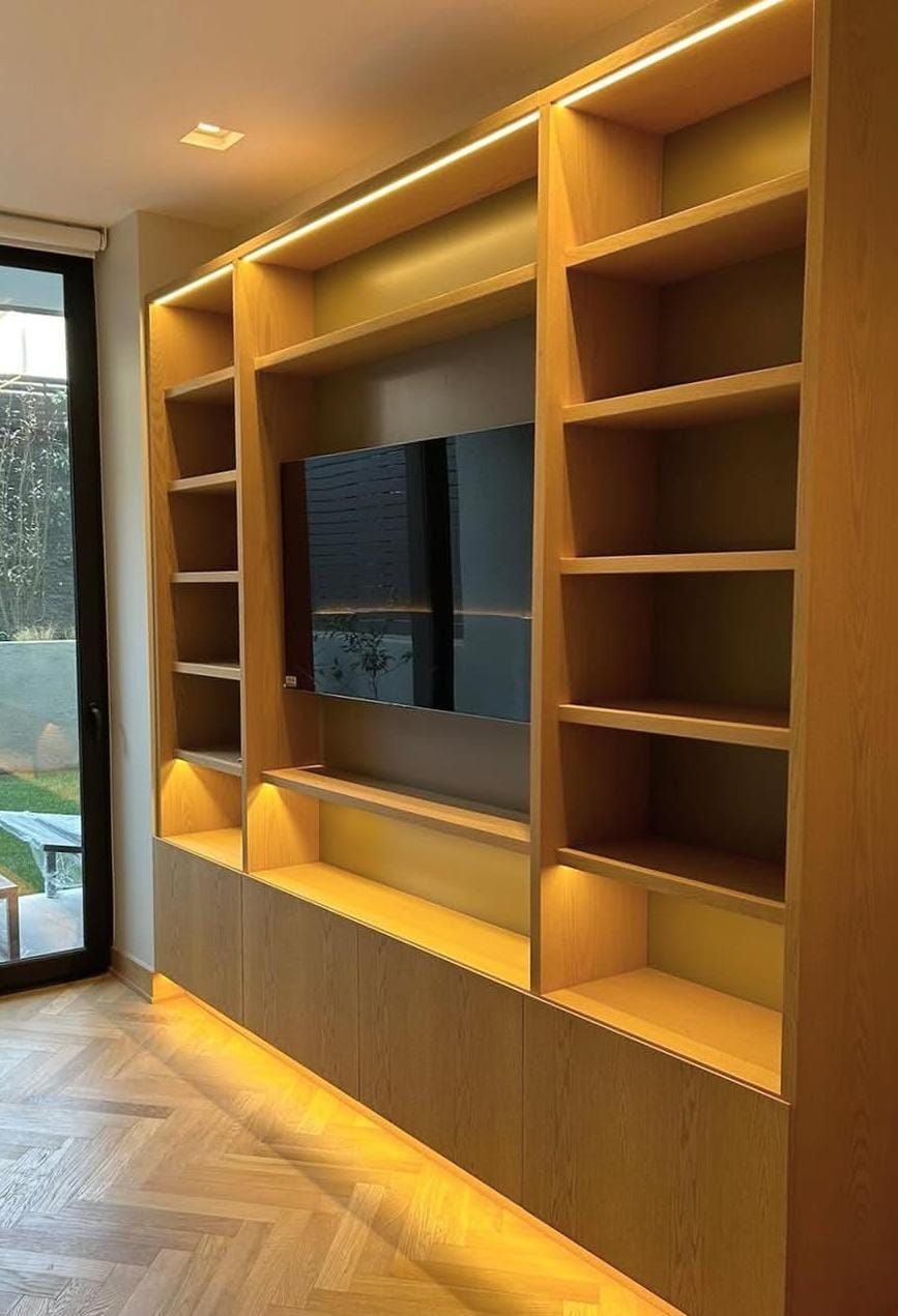Mueble de salón con iluminación LED